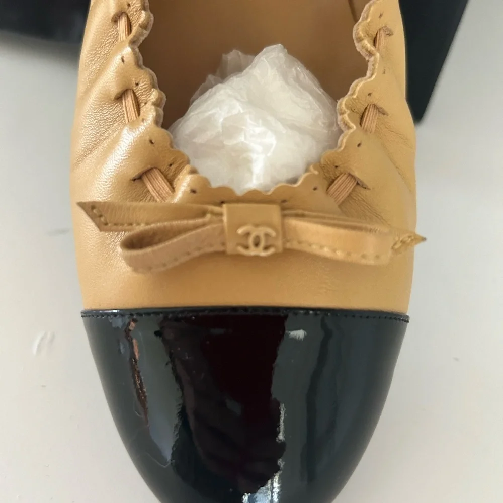 New Chanel flats - Picture 3 of 4